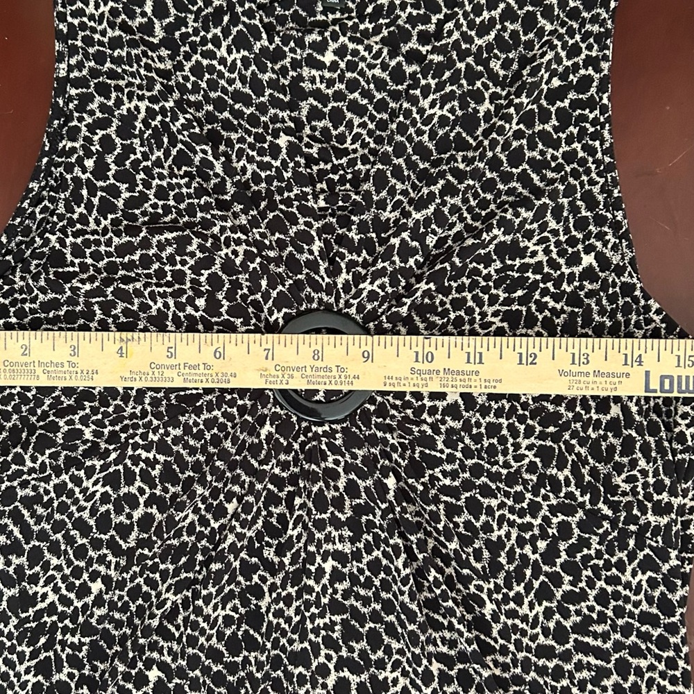 Vintage 90’s CHAUS V-Neck Leopard Print Sleeveless Blouse Top Gently Worn EUC!!! - Picture 11 of 11
